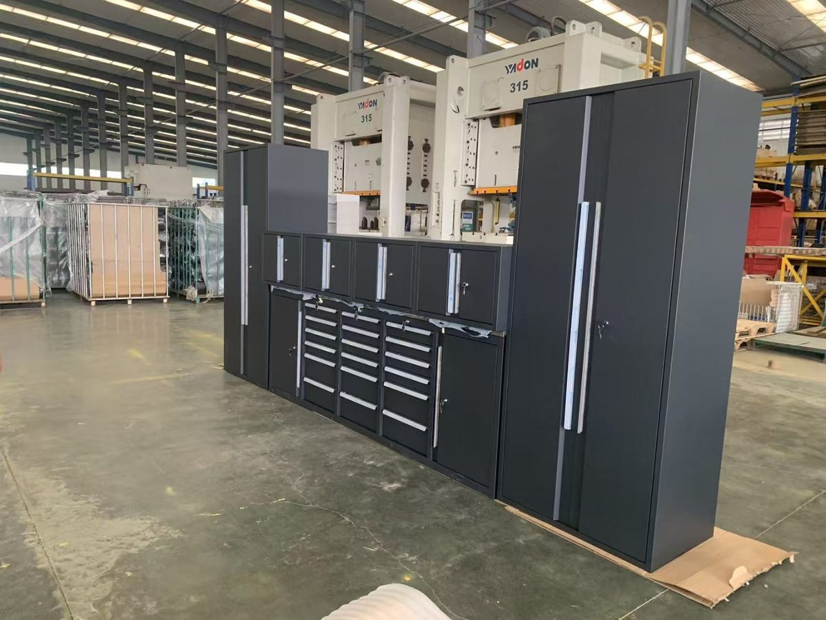 Modular cabinet set, side view
